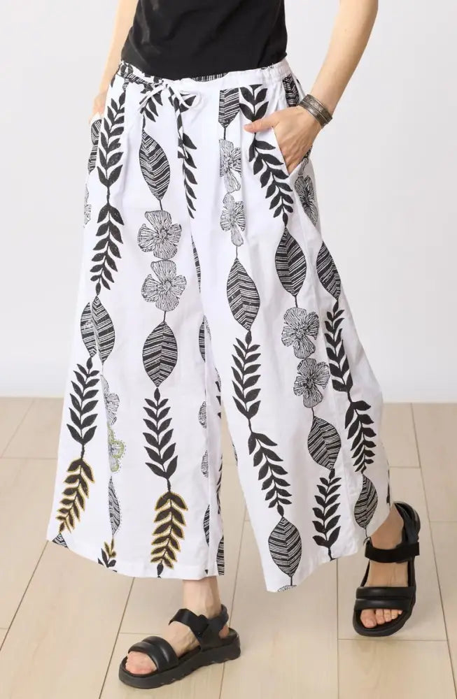 Nishi Organic Cotton Wide-Leg Pant - White/Black